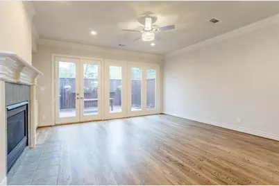 2504 Park Street #B, Houston, TX 77019 - Photo 8
