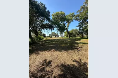 226 W Jackson Street, West Columbia, TX 77486 - Photo 4