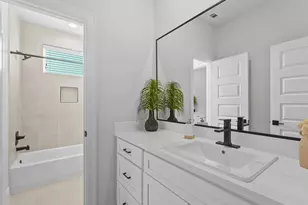 9216 Washington Hts St, Houston, TX 77063 - Photo 36