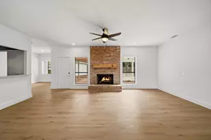 17518 Sandy Cliffs Dr, Houston, TX 77090 - Photo 4