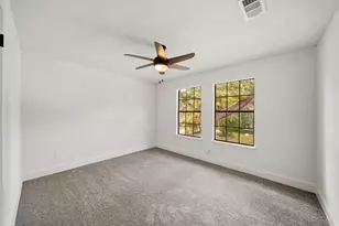 17518 Sandy Cliffs Dr, Houston, TX 77090 - Photo 24