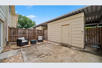 3936 Laura Leigh Drive, Friendswood, TX 77546 - Photo 14
