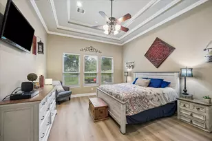 514 Pinehurst Dr, New Ulm, TX 78950 - Photo 18