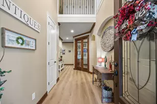 514 Pinehurst Dr, New Ulm, TX 78950 - Photo 4