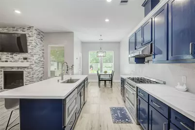 11707 Barwood Bend Drive, Houston, TX 77065 - Photo 28