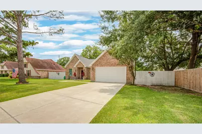 11707 Barwood Bend Drive, Houston, TX 77065 - Photo 4