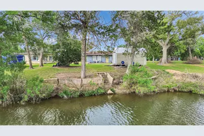 3315 Saint Anne Street, Liverpool, TX 77577 - Photo 46