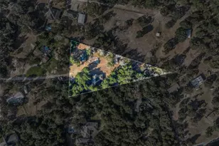 116 Lost Ln, Bellville, TX 77418 - Photo 2