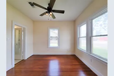 1502 S Market Street, Brenham, TX 77833 - Photo 16