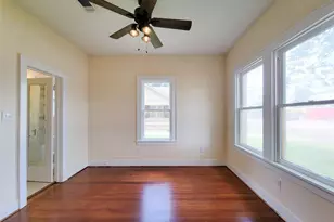 1502 S Market St, Brenham, TX 77833 - Photo 16