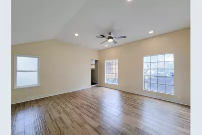 1502 S Market Street, Brenham, TX 77833 - Photo 20