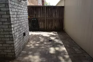 864 Augusta Dr, Houston, TX 77057 - Photo 24