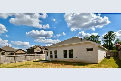 18226 Willow Edge Drive, Tomball, TX 77375 - Photo 16