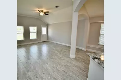 18226 Willow Edge Drive, Tomball, TX 77375 - Photo 8