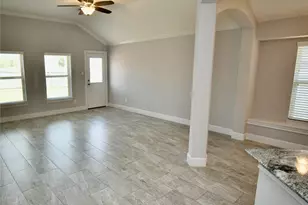 18226 Willow Edge Dr, Tomball, TX 77375 - Photo 8