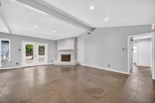 5938 Claridge Dr, Houston, TX 77096 - Photo 4