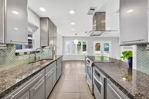 5938 Claridge Dr, Houston, TX 77096 - Photo 20
