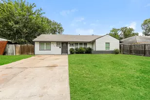 6015 Glenhurst Dr, Houston, TX 77033 - Photo 2