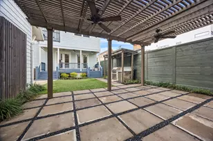 1223 Welch St, Houston, TX 77006 - Photo 30