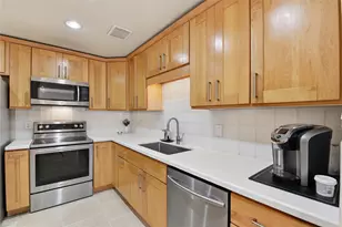 2409 Bering Dr, Houston, TX 77057 - Photo 10