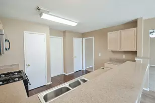 17327 Davenway Dr, Houston, TX 77084 - Photo 2