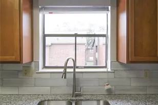 3100 Walnut Bend Ln, Houston, TX 77042 - Photo 10