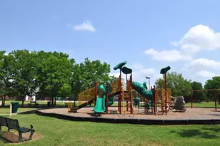 8703 Chipping Rock Dr, Sugar Land, TX 77479 - Photo 40