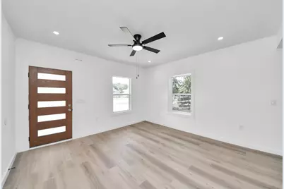 8321 Jennings Street #A, Houston, TX 77017 - Photo 4