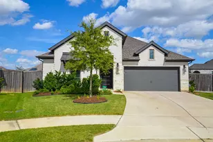 30002 Aralia Dr, Fulshear, TX 77423 - Photo 1