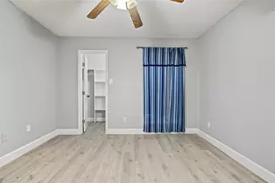 10001 Westpark Dr, Houston, TX 77042 - Photo 12