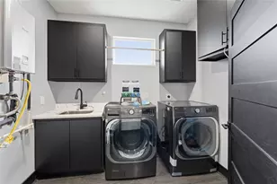 7737 Edna St, Houston, TX 77087 - Photo 30