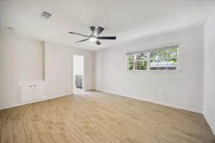 5942 Portal Dr, Houston, TX 77096 - Photo 14