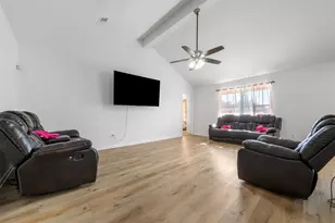 830 Paradise Rd, Baytown, TX 77521 - Photo 6