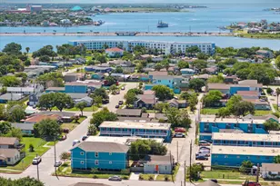 1213 55th St, Galveston, TX 77551 - Photo 6