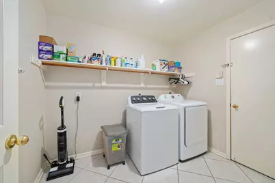 9715 Therrell Drive, Houston, TX 77064 - Photo 16