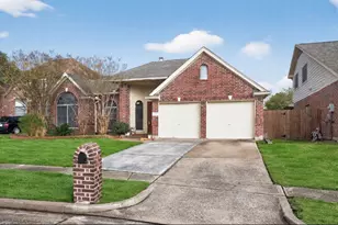 12530 Meadowglen Dr, Meadows Place, TX 77477 - Photo 1