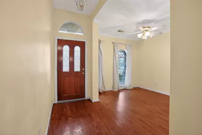 12530 Meadowglen Drive, Meadows Place, TX 77477 - Photo 4