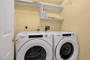 12530 Meadowglen Dr, Meadows Place, TX 77477 - Photo 22