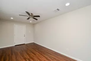 6425 Sidney St, Houston, TX 77021 - Photo 20