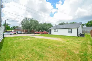 6425 Sidney St, Houston, TX 77021 - Photo 28