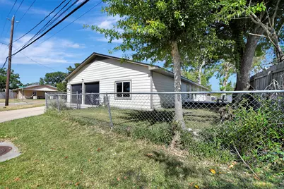 802 Littlejohn Court, Pasadena, TX 77502 - Photo 30