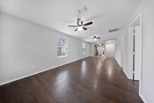 504 Stimpson St, Baytown, TX 77520 - Photo 6