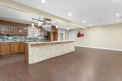 5755 Sul Ross Ln, Beaumont, TX 77706 - Photo 8