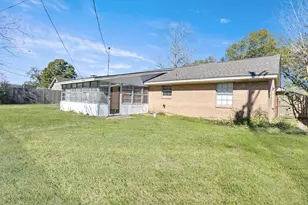 5755 Sul Ross Ln, Beaumont, TX 77706 - Photo 32