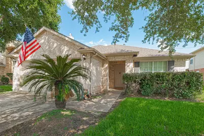 10106 Hollyvine Lane, Houston, TX 77089 - Photo 2