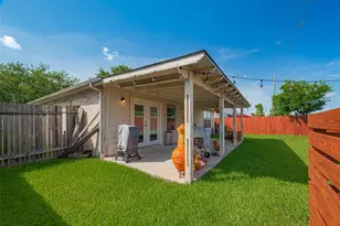 10106 Hollyvine Ln, Houston, TX 77089 - Photo 36