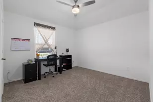 933 Neches Ln, Dayton, TX 77535 - Photo 6