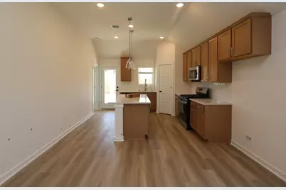 10236 Burton Path, Montgomery, TX 77316 - Photo 4