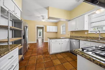 1719 Harold Street, Houston, TX 77098 - Photo 8