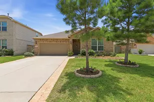9739 Birdsnest Ct, Spring, TX 77379 - Photo 2
